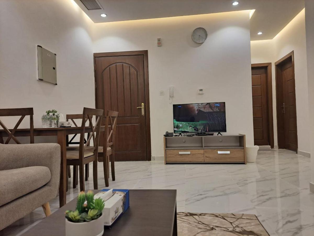 Golden Dahlia Fintas Aparthotel Kuwait City Ngoại thất bức ảnh