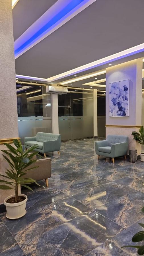Golden Dahlia Fintas Aparthotel Kuwait City Ngoại thất bức ảnh